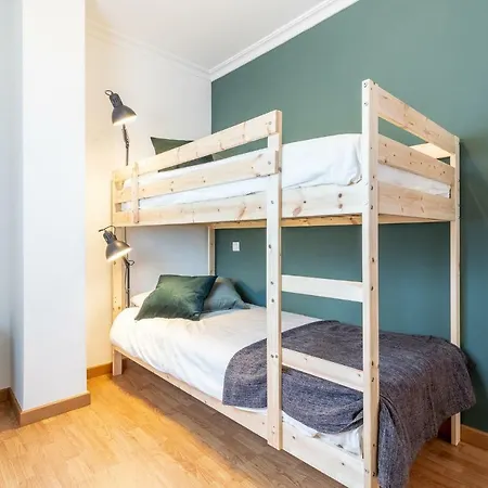 Apartment Flatguest Eusebio 28 + Urbano + 3hab + Wifi *