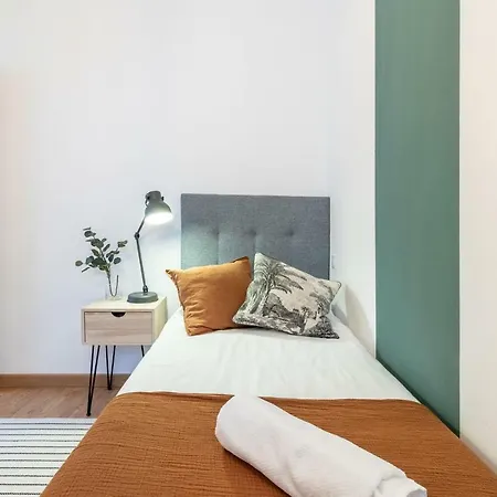 Apartment Flatguest Eusebio 28 + Urbano + 3hab + Wifi